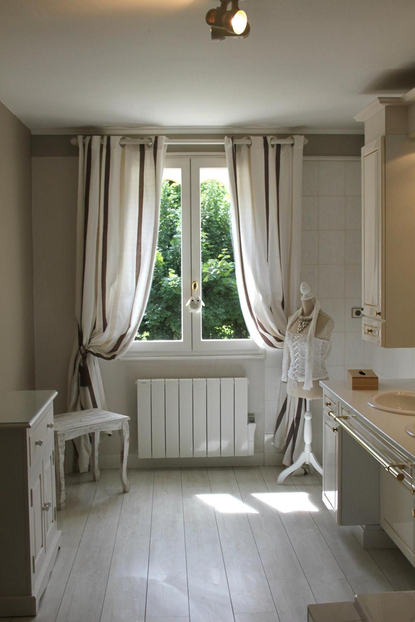 Chambres A La Maison Hermitage Aincourt Exterior foto
