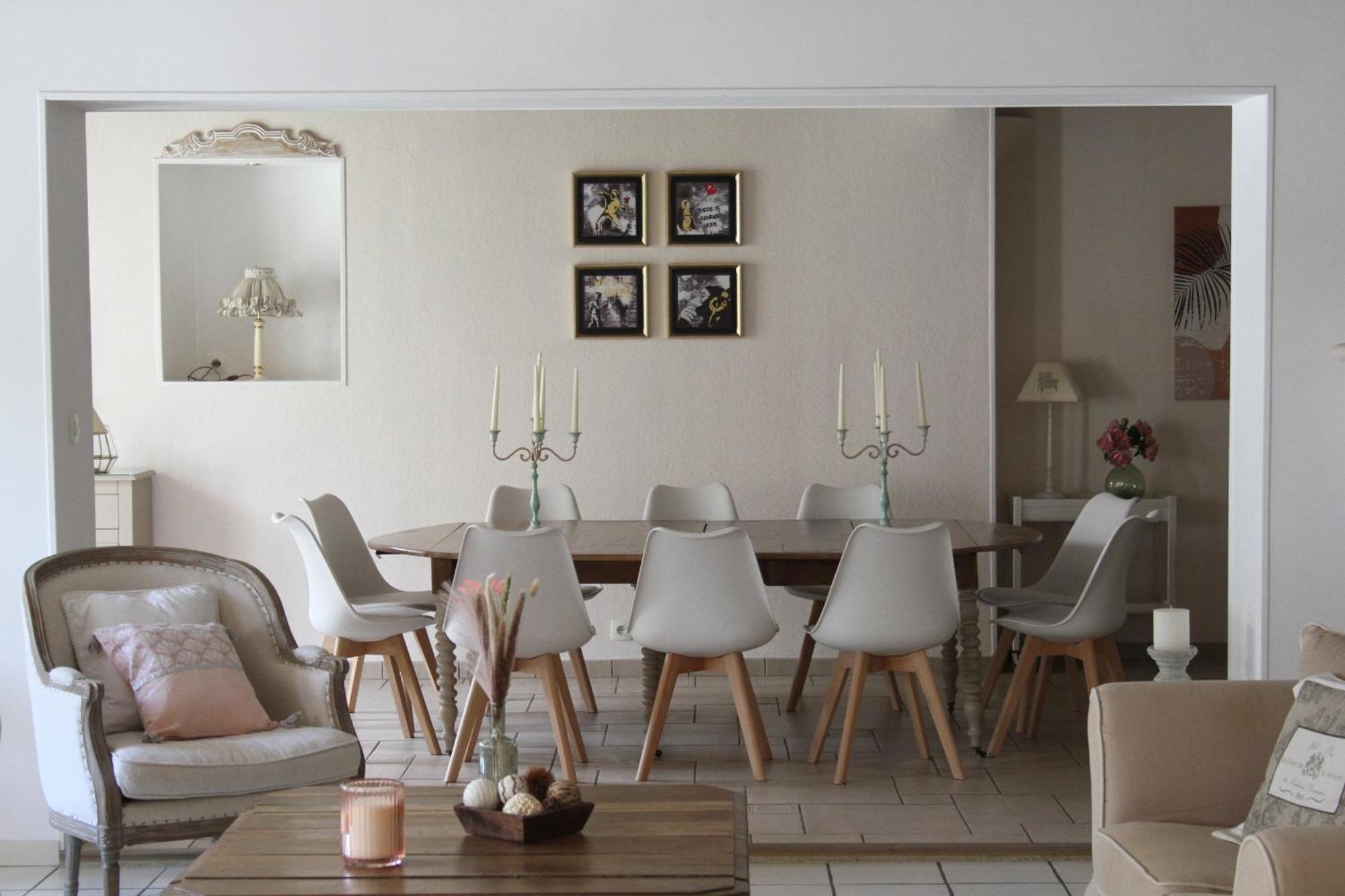 Chambres A La Maison Hermitage Aincourt Exterior foto